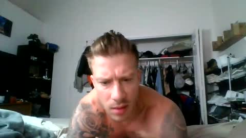 Snapshot of lacrioxcum18 chatting on 6, 3, 2025 lacrioxcum18 online show from 6, 3, 2025