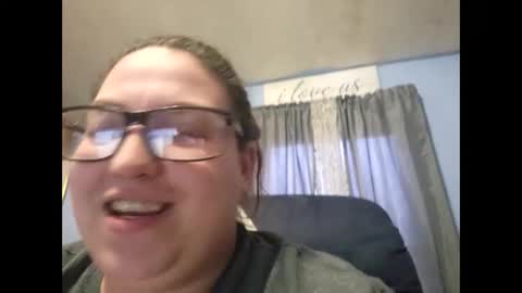 Snapshot of laddybuggie27 chatting on 10, 2, 2025 Laddybuggie27 online show from 10, 2, 2025