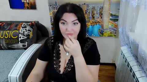 lady_boom_ online show from 16, 10, 2025