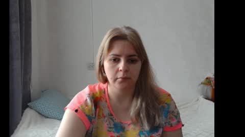 lady cute cat29 online show from 24, 1, 2025