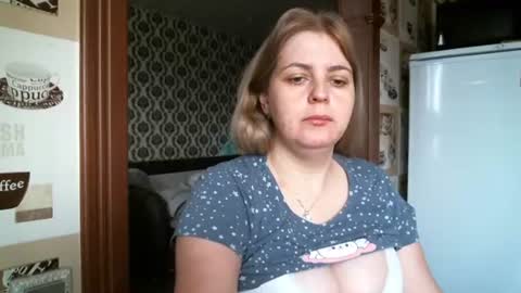 lady cute cat29 online show from 23, 10, 2025