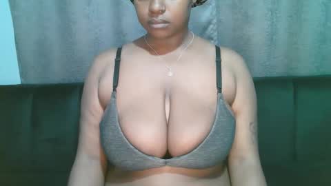 lady_dearra online show from 28, 3, 2026