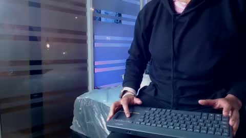 Snapshot of lady_falcon chatting on 22, 1, 2025 LADY online show from 22, 1, 2025