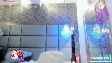    online show from 3, 12, 2025