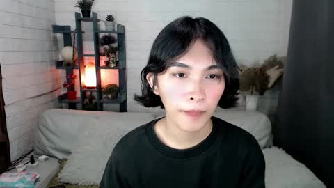   online show from 4, 1, 2025