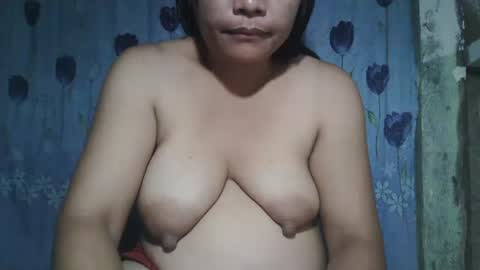 Snapshot of lady_love063 chatting on 2, 10, 2025 lady_love063 online show from 2, 10, 2025