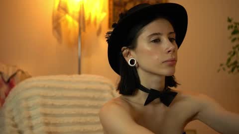 lady_nicolett online show from 6, 3, 2026