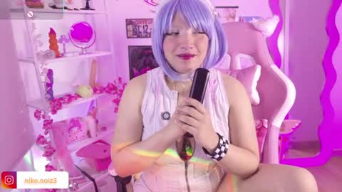 Snapshot of lady_noize chatting on 30, 4, 2026 Lady online show from 30, 4, 2026