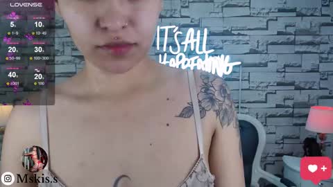 Lady Violet Bridgerton online show from 9, 2, 2025