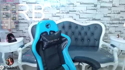 Lady Violet Bridgerton online show from 16, 2, 2025