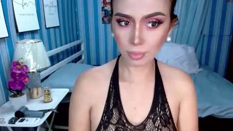 Snapshot of ladyashxxx chatting on 24, 11, 2025 isabelle ash DONT FORGET TO FOLLOW AND THUMBS ME UP BITCHES online show from 24, 11, 2025