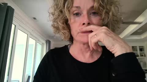 Ladybabs online show from 26, 9, 2025