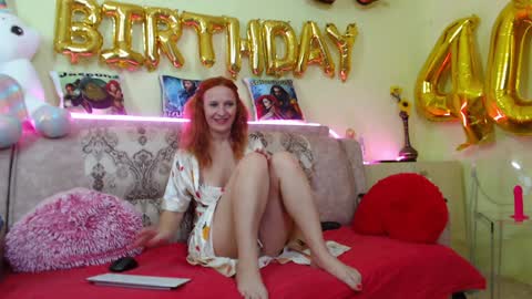 Snapshot of ladybigsmile chatting on 23, 1, 2025 Sima Ladybigsmile online show from 23, 1, 2025