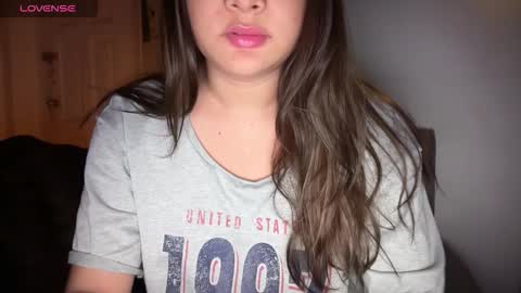 Snapshot of ladybird21 chatting on 27, 10, 2025 Aria online show from 27, 10, 2025