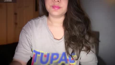 Snapshot of ladybird21 chatting on 5, 11, 2025 Aria online show from 5, 11, 2025