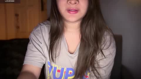 Snapshot of ladybird21 chatting on 6, 11, 2025 Aria online show from 6, 11, 2025