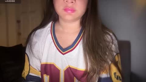 Snapshot of ladybird21 chatting on 14, 12, 2025 Aria online show from 14, 12, 2025