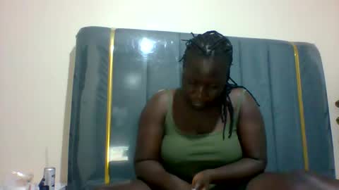 lindah32 online show from 26, 2, 2025