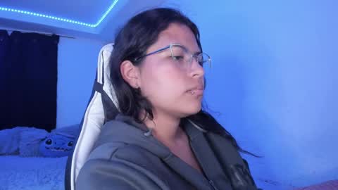  Lady  online show from 24, 2, 2025