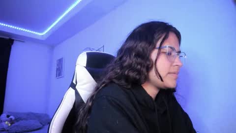  Lady  online show from 9, 2, 2026