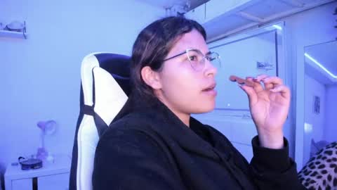  Lady  online show from 21, 5, 2026