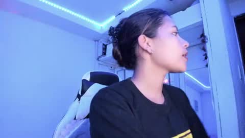 Lady  online show from 6, 7, 2026