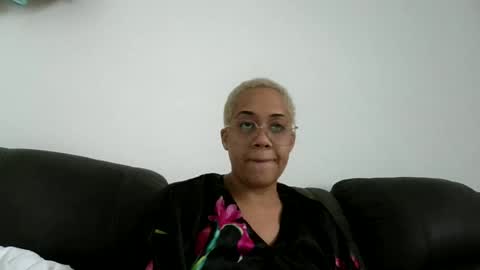 Stephanie online show from 25, 7, 2026