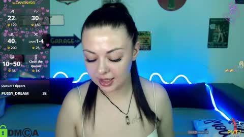Snapshot of ladydrammer chatting on 25, 5, 2026 LadyDrummer online show from 25, 5, 2026