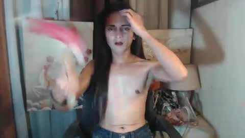 Snapshot of ladygreen03 chatting on 10, 11, 2025 ladygreen03 online show from 10, 11, 2025