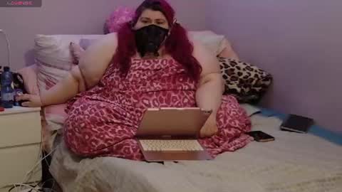 Snapshot of ladykitsunebig chatting on 20, 7, 2026 ladykitsunebig online show from 20, 7, 2026