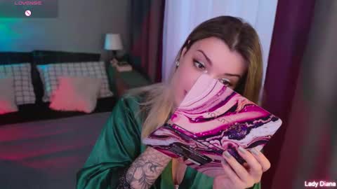 ladylancaster online show from 23, 11, 2025