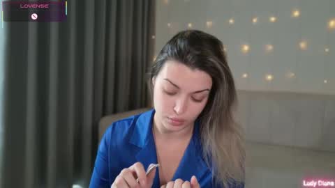 ladylancaster online show from 8, 1, 2026