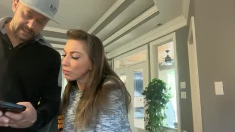 Snapshot of ladylorreign chatting on 14, 10, 2025 ladylorreign online show from 14, 10, 2025