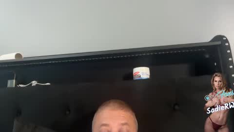 Snapshot of ladylorreign chatting on 15, 10, 2025 ladylorreign online show from 15, 10, 2025