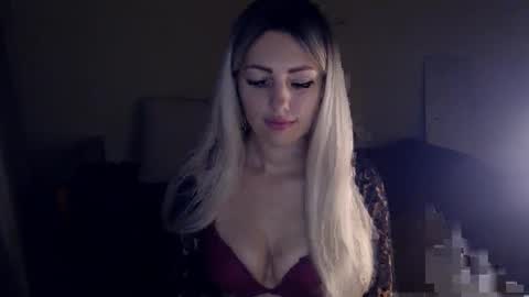 Snapshot of ladymoonlight8 chatting on 27, 12, 2024 Monika online show from 27, 12, 2024