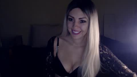 Snapshot of ladymoonlight8 chatting on 7, 1, 2025 Monika online show from 7, 1, 2025