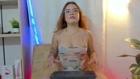 Snapshot of ladynemesis00 chatting on 15, 2, 2025 ladynemesis00 online show from 15, 2, 2025