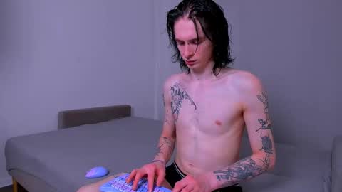 Snapshot of ladytrep chatting on 23, 11, 2025 LadyTrep online show from 23, 11, 2025