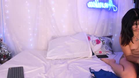 Snapshot of laena_arryn chatting on 5, 12, 2024 Laena Arryn online show from 5, 12, 2024