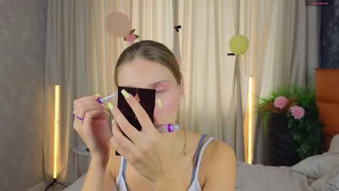 Snapshot of lafeti chatting on 30, 9, 2025 Lilia online show from 30, 9, 2025