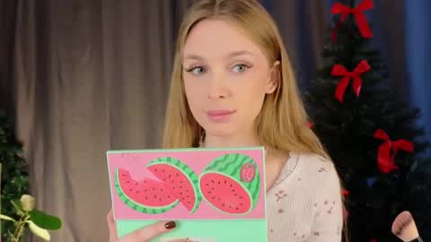 Snapshot of lafeti chatting on 4, 12, 2025 Lilia online show from 4, 12, 2025