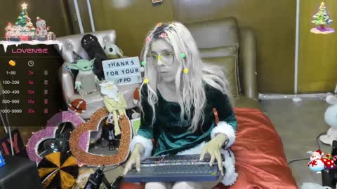 Snapshot of laflakita21 chatting on 17, 12, 2024 Skinnygirl online show from 17, 12, 2024