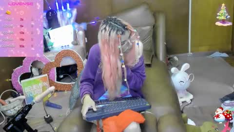 Snapshot of laflakita21 chatting on 10, 10, 2025 Skinnygirl online show from 10, 10, 2025