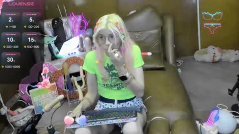 Snapshot of laflakita21 chatting on 13, 11, 2025 Skinnygirl online show from 13, 11, 2025