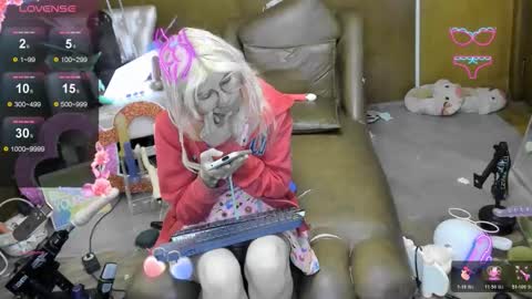 Snapshot of laflakita21 chatting on 14, 11, 2025 Skinnygirl online show from 14, 11, 2025