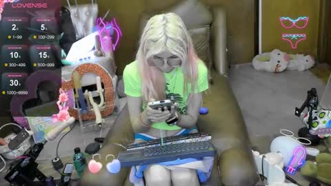 Snapshot of laflakita21 chatting on 17, 11, 2025 Skinnygirl online show from 17, 11, 2025