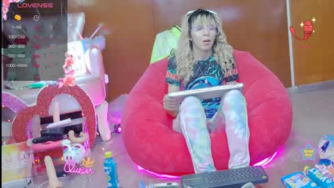 Skinnygirl online show from 8, 4, 2026