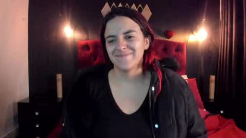 Laia  online show from 15, 4, 2026