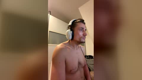 Snapshot of laichzeit1881 chatting on 14, 12, 2025 laichzeit1881 online show from 14, 12, 2025