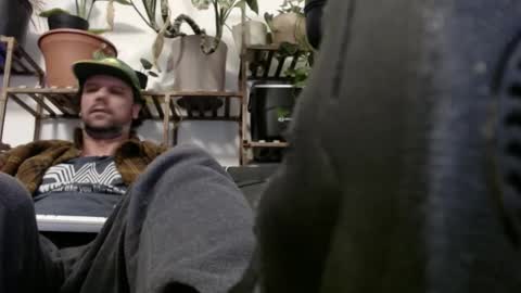 Snapshot of laidback_and_chill chatting on 1, 1, 2025 Rick online show from 1, 1, 2025